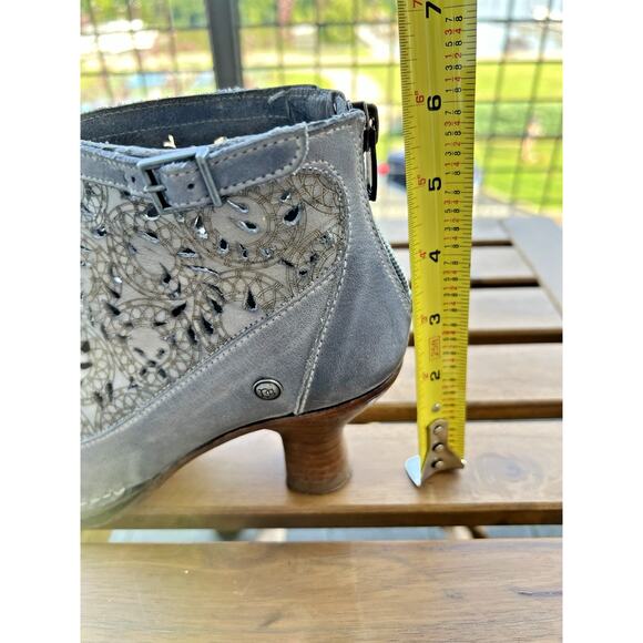 Womens Neosens Gray Leather Cutout Heeled Ankle Shoes Booties Spain EU 36/ US 6 - Picture 7 of 13